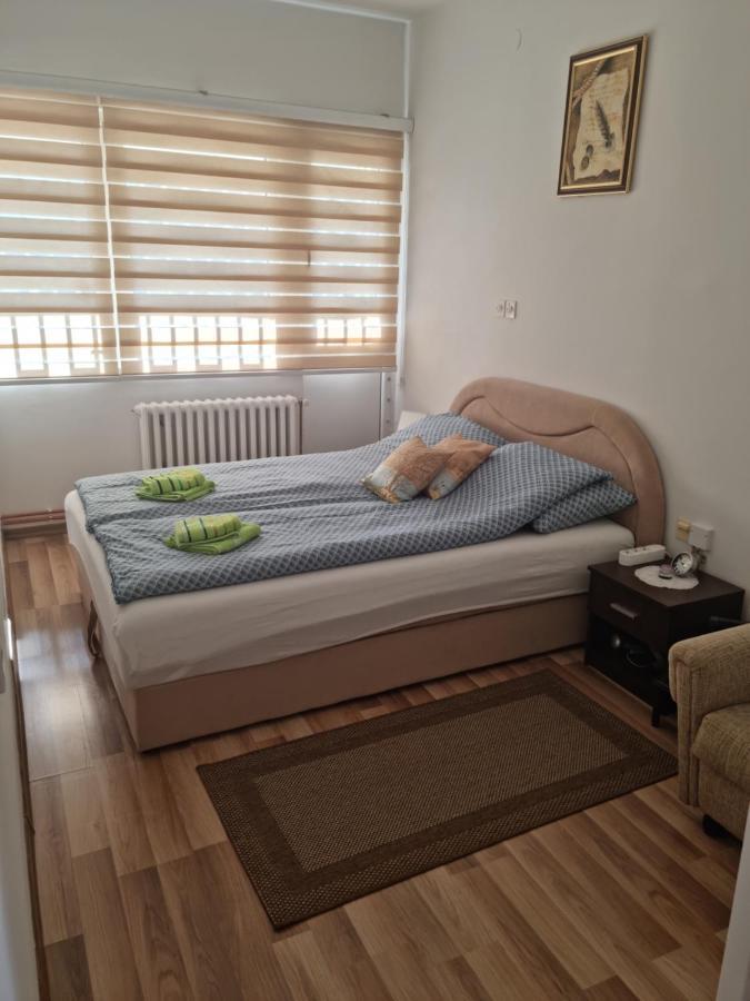 Apartman Meka SJJ Esterno foto