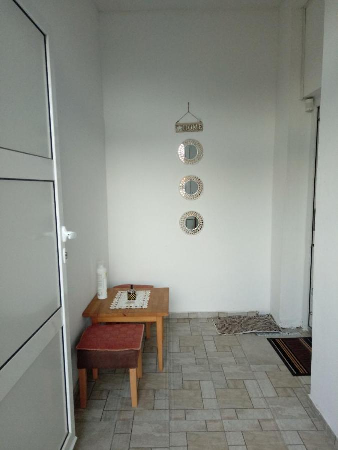 Apartman Meka SJJ Esterno foto