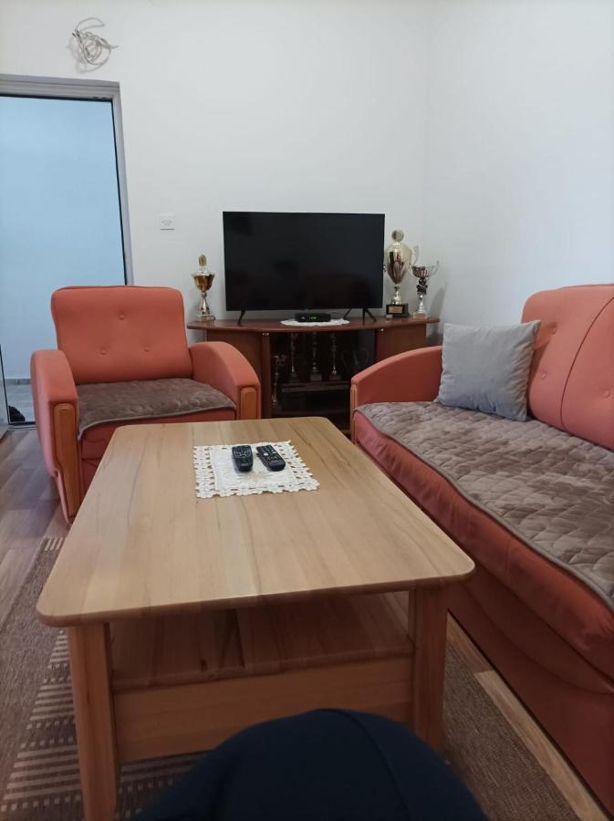 Apartman Meka SJJ Esterno foto
