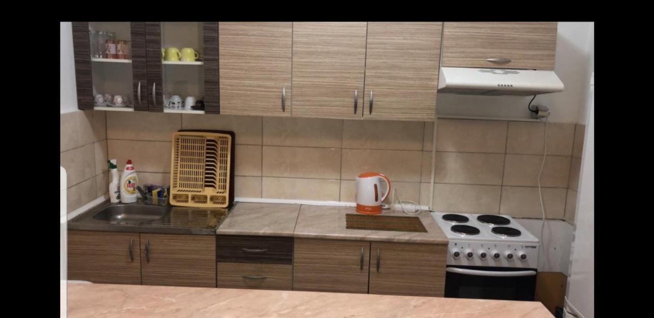 Apartman Meka SJJ Esterno foto
